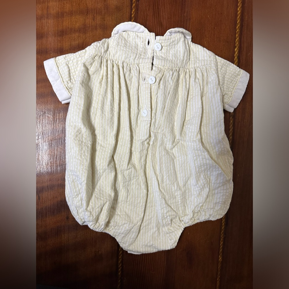 Strasburg Yellow/White Hand Smocked Bubble for Newborn - Picture 10 of 11